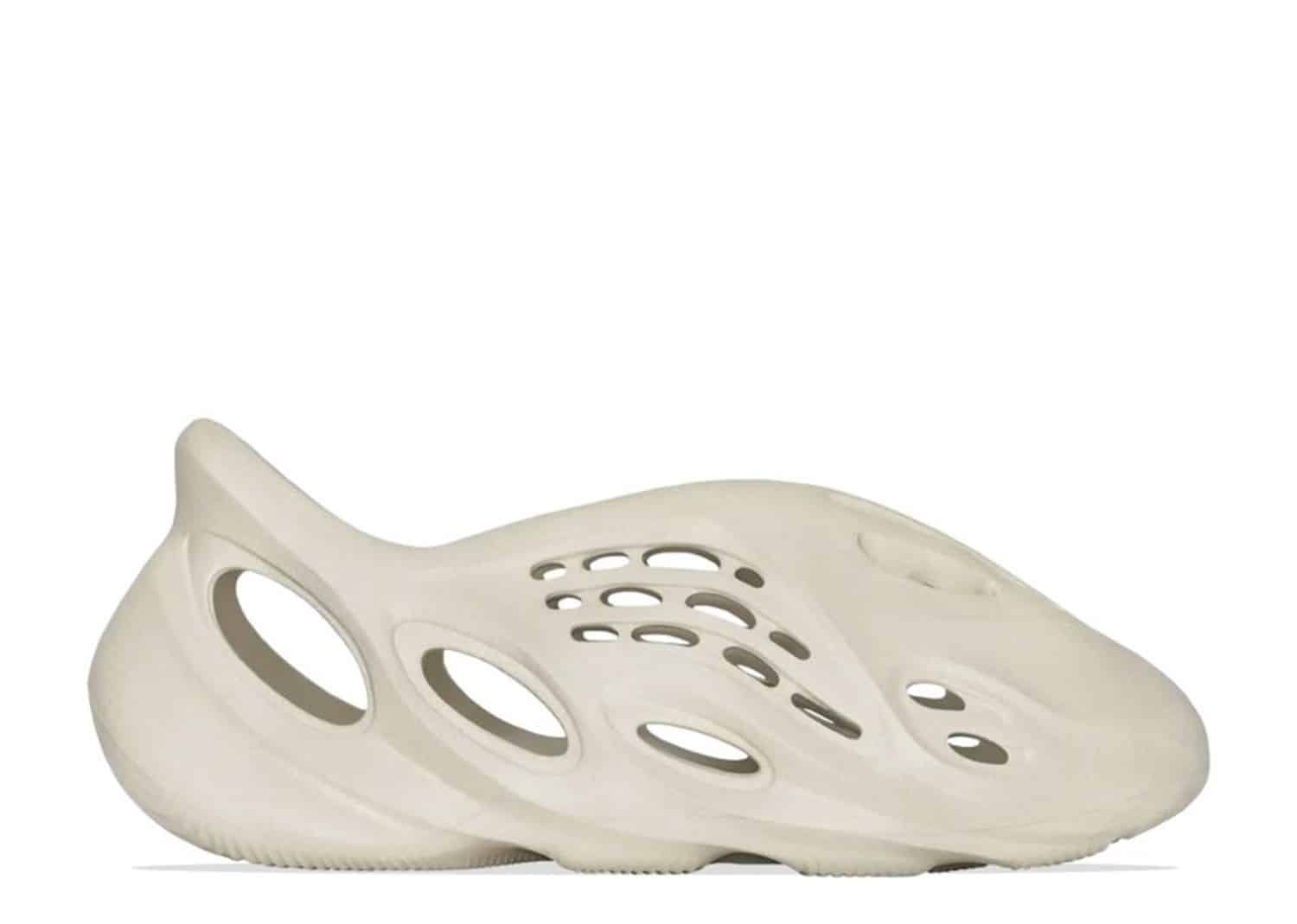 adidas Yeezy Foam RNNR Sand
